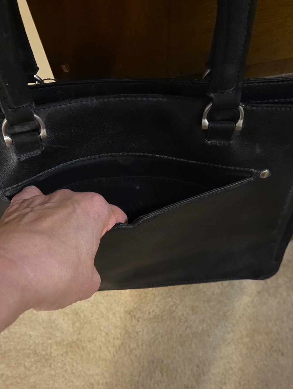 Universal Thread Handbag - Picture 6 of 7